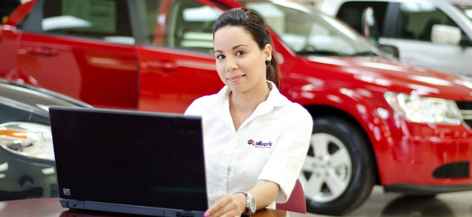 Información de contacto Alberic Colon Chrysler